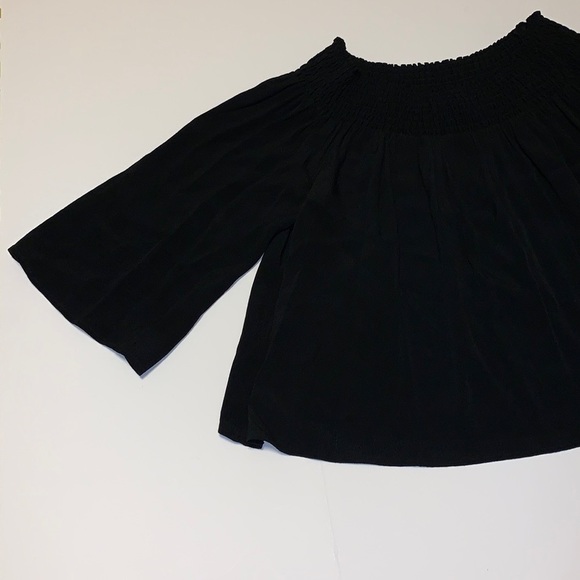 Aritzia Talula Black Peasant Top - Women’s Size Small - Picture 2 of 7